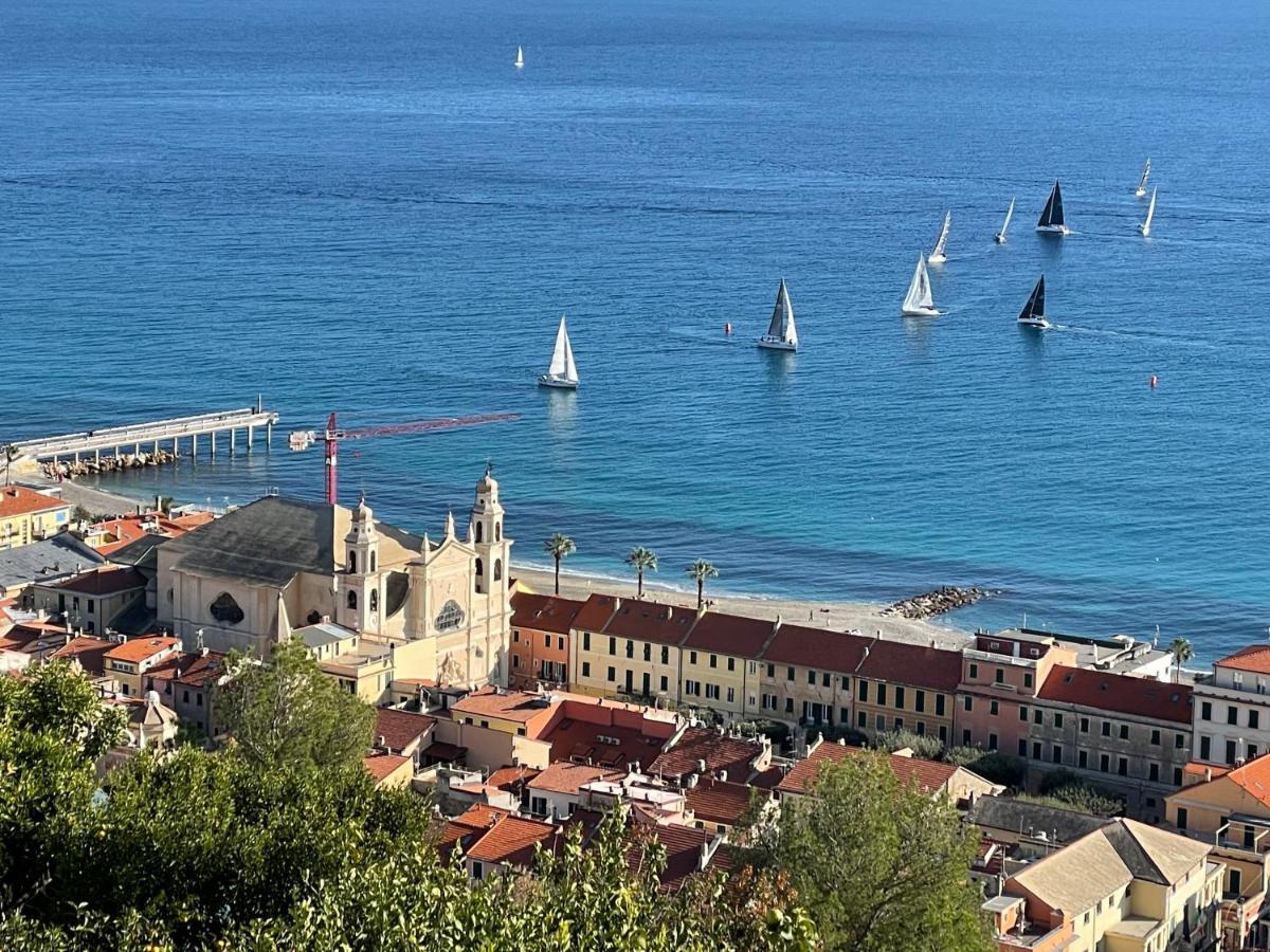 Sotto Le Stelle ...Il Mare Hotel Pietra Ligure Ngoại thất bức ảnh
